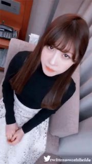 爸爸的欲望和继女在POV视频中的角色扮演